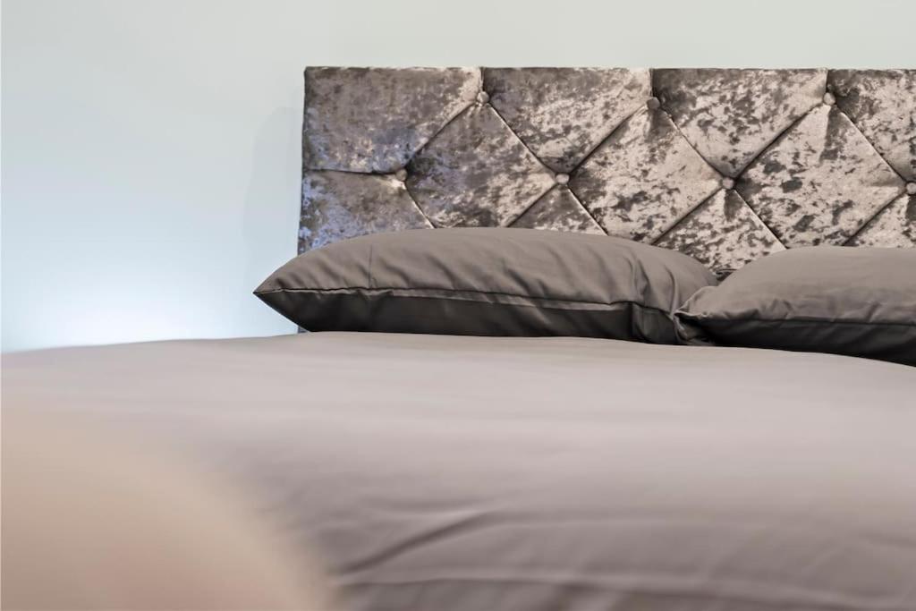 Bella'S House 12Mins Bus To Motor Point Arena Free Street Parking Villa Nottingham Bagian luar foto